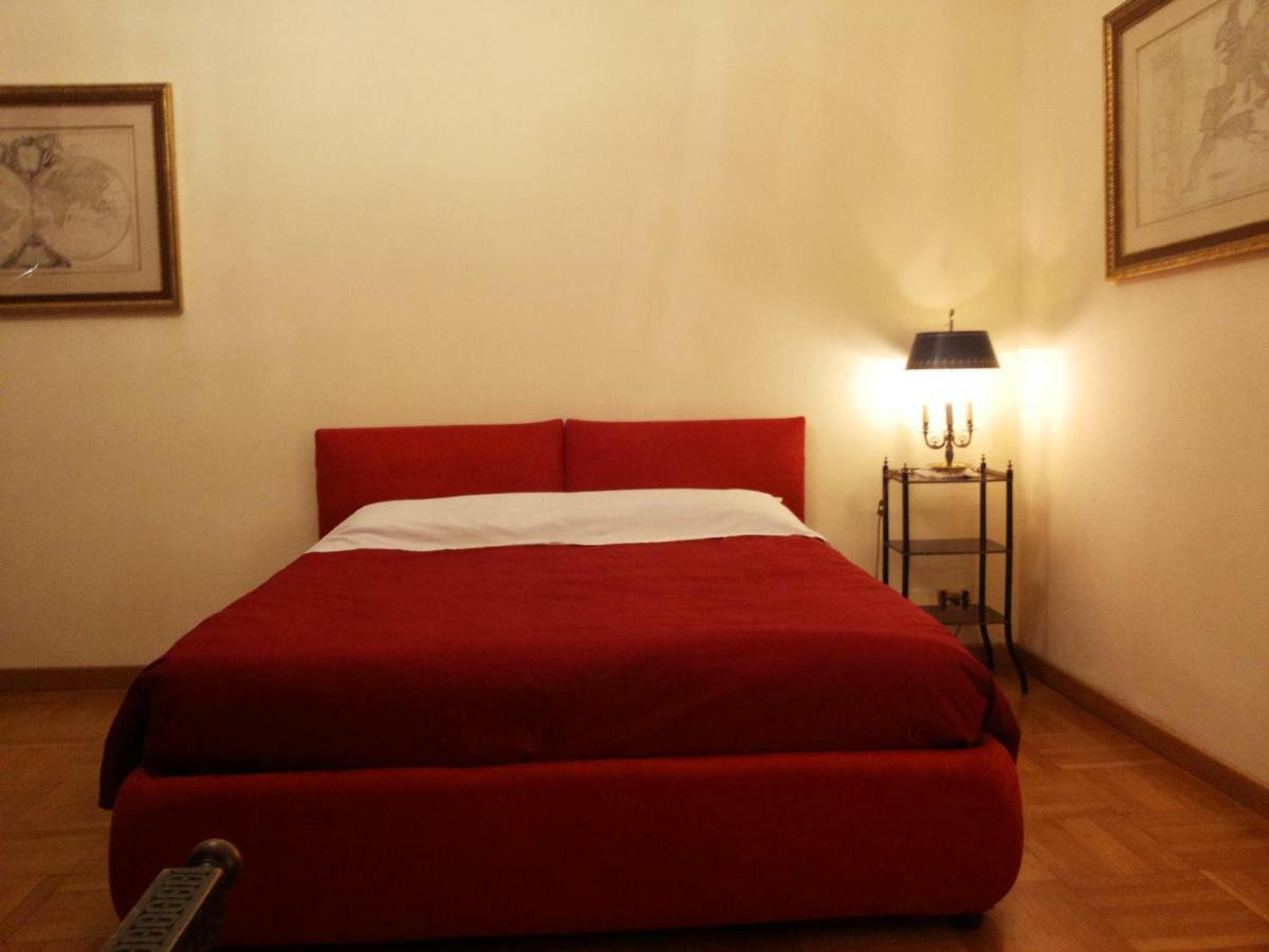 Piazza Duomo Apartment Milão Exterior foto