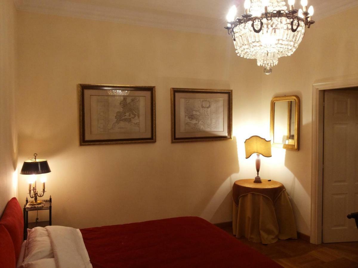 Piazza Duomo Apartment Milão Exterior foto